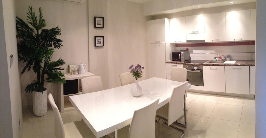 Darlex Apartments Galatex Beach Center Limassol Zimmer foto