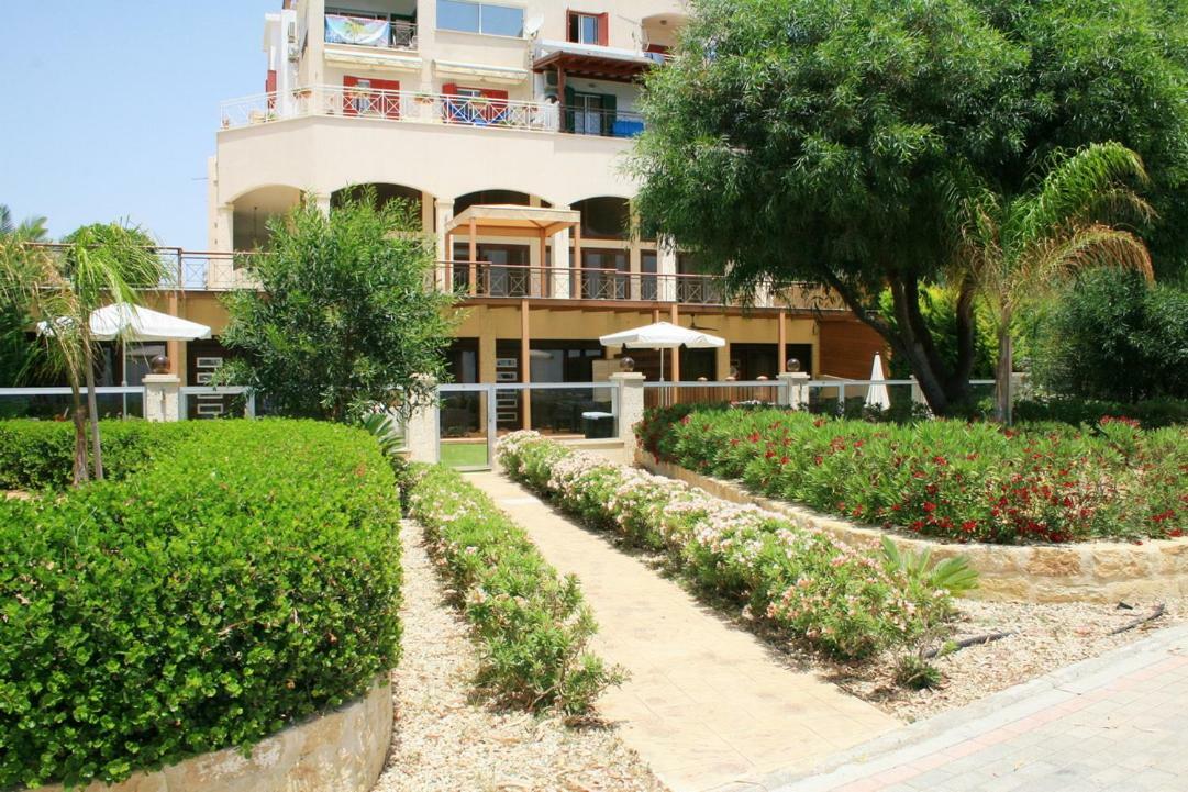 Darlex Apartments Galatex Beach Center Limassol Exterior foto